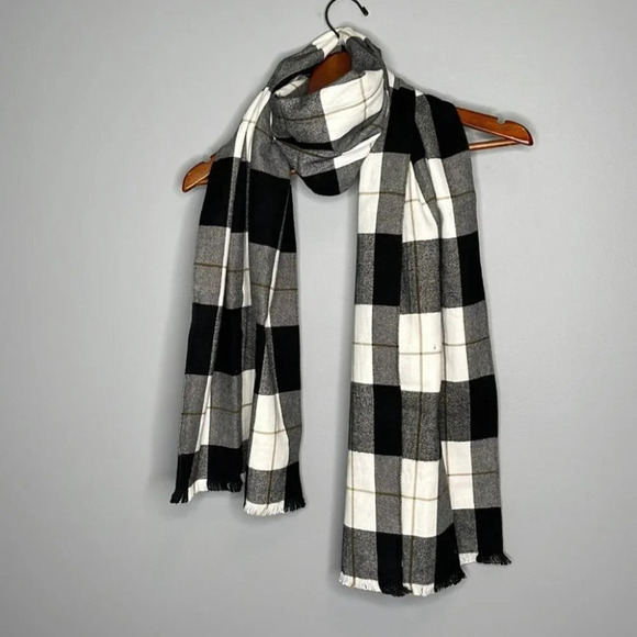 GAP Black White Tan Flannel Scarf Brushed Cotton Plaid Rectangular - Picture 3 of 7